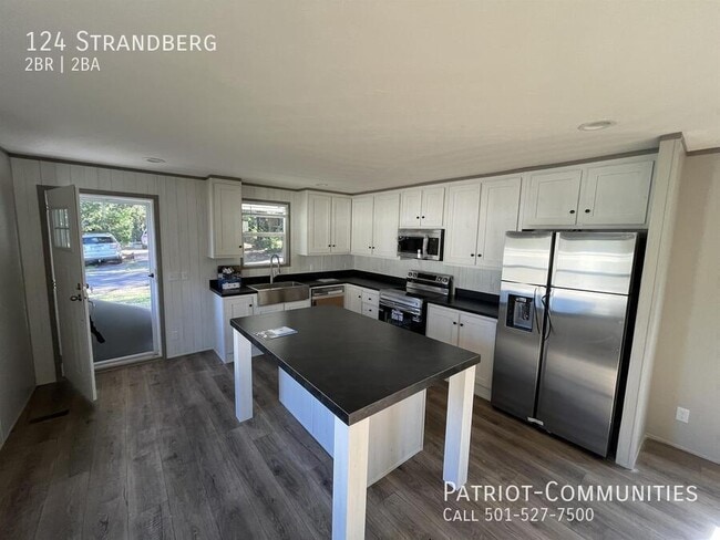 Building Photo - 124 Strandberg-