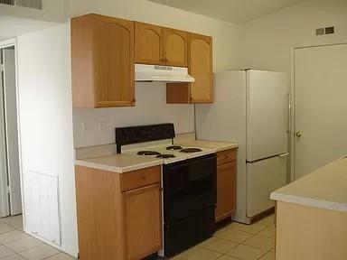 Building Photo - 4632 Jenkins Cir