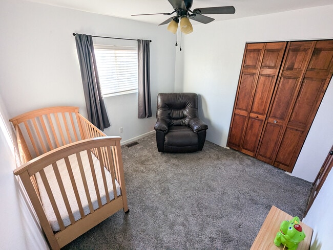 Building Photo - 1015 E Grand Ave