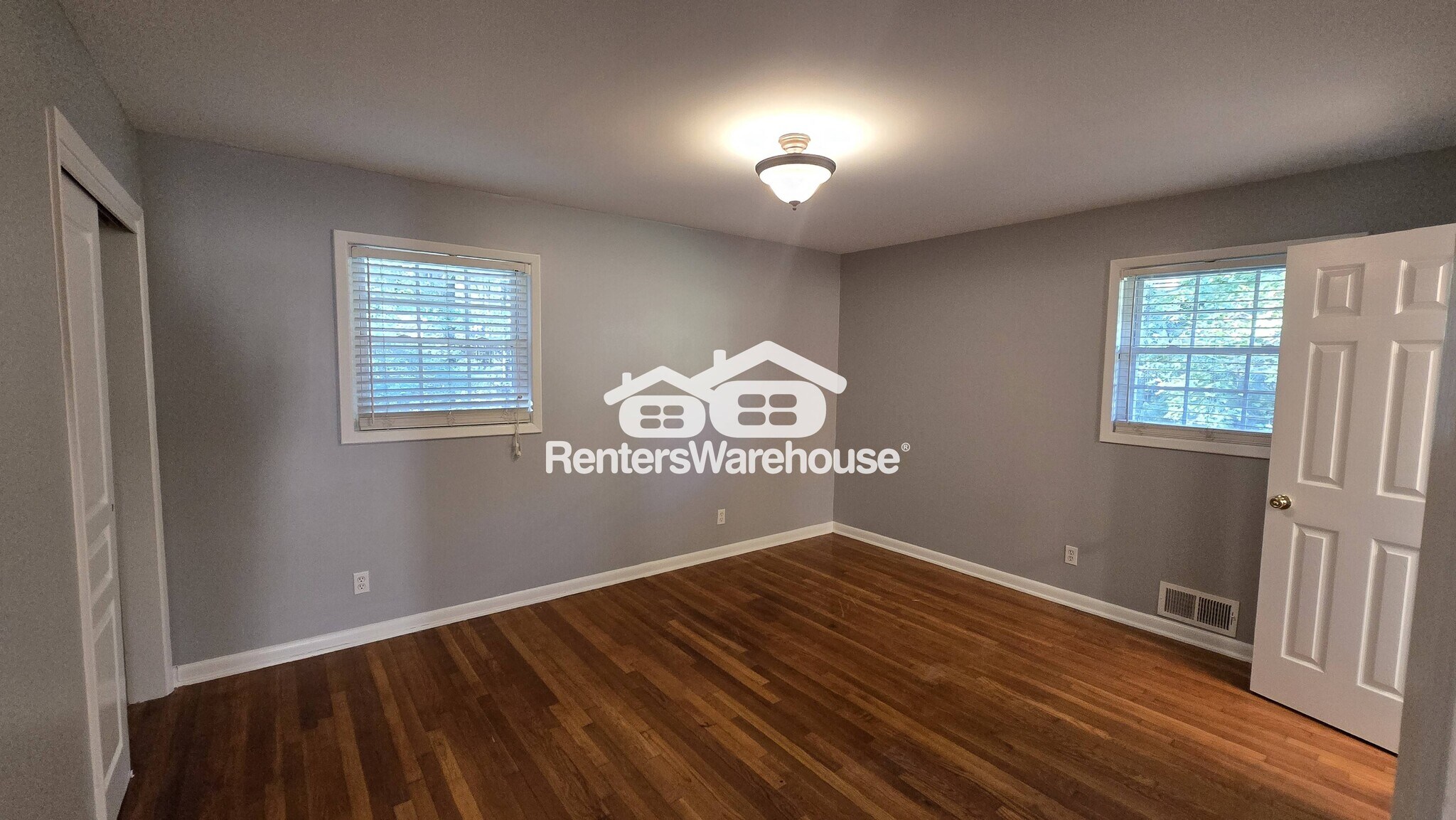 Building Photo - 1305 Panola Rd