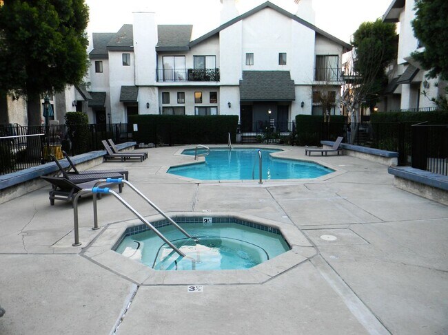 Building Photo - 9620 Sepulveda Blvd