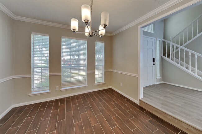 Building Photo - 1343 Edenderry Ln