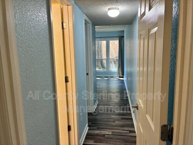 Building Photo - 1810 NW 23rd Blvd