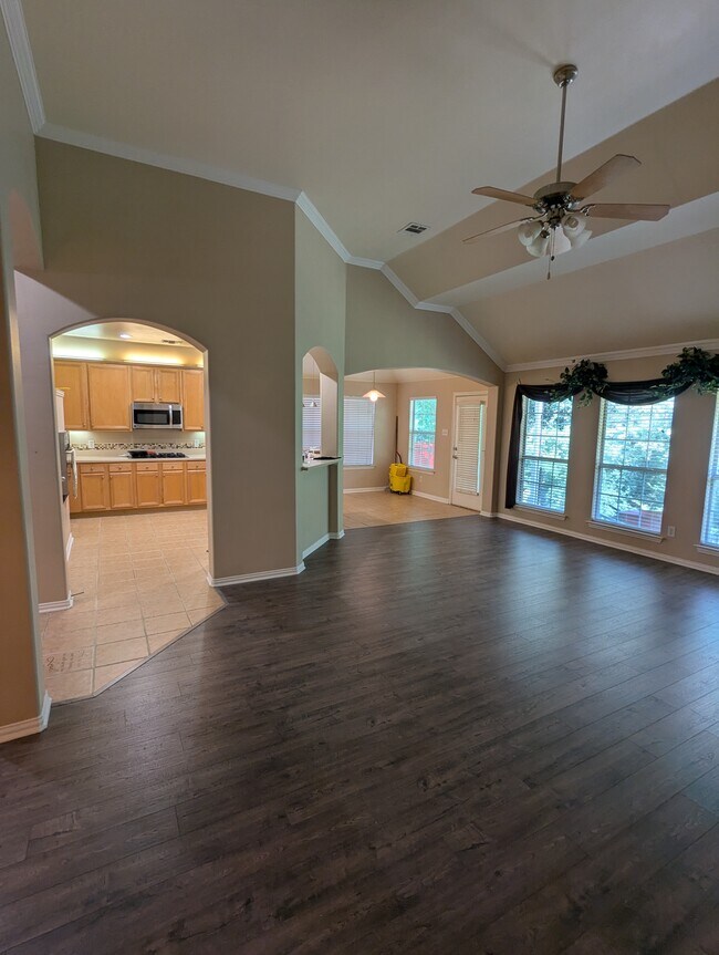 Building Photo - 3929 Cross Bend Dr