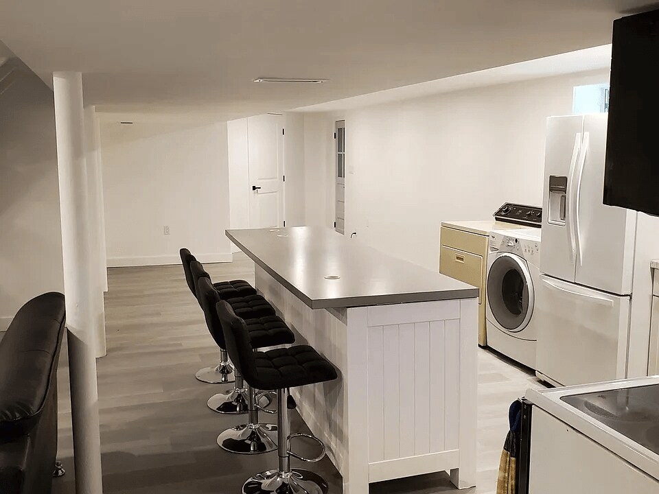 Building Photo - 1260 Dogwood Rd