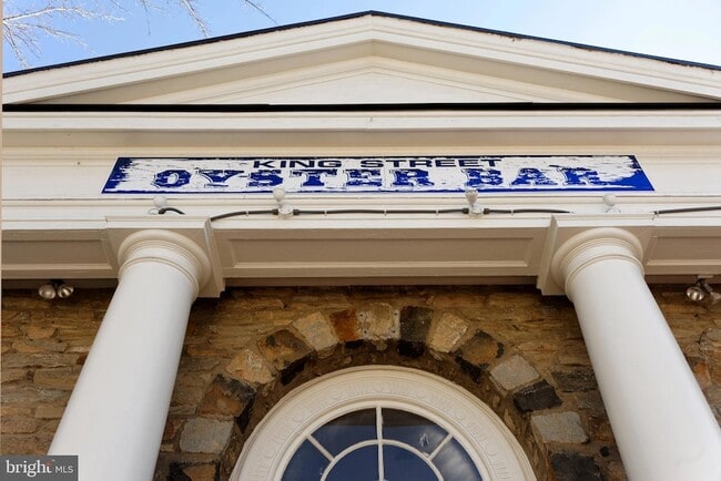 Building Photo - 23533 Light Horse Ct