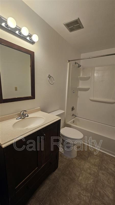 Building Photo - 719 S Century Ct