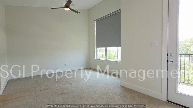 Building Photo - 13222 Bee St