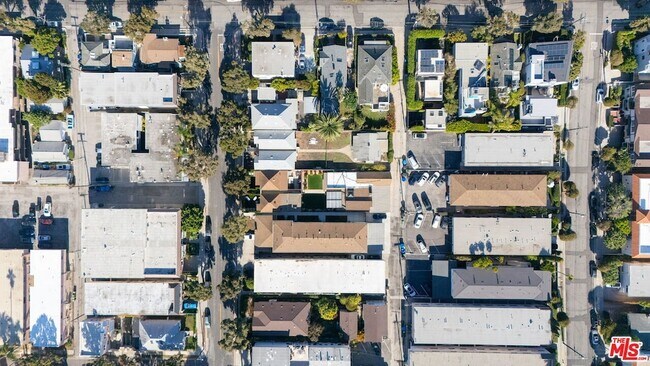 Building Photo - 516 Hill St