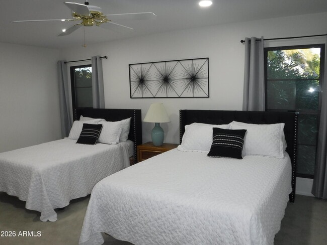 Building Photo - 12930 W Seville Dr