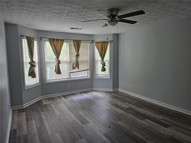 Building Photo - 13352 Harpley Ct