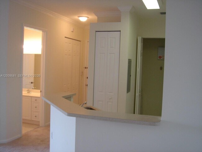 Building Photo - 4404 SW 160th Ave