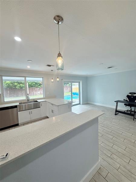 Building Photo - 3681 NW 27th Ct