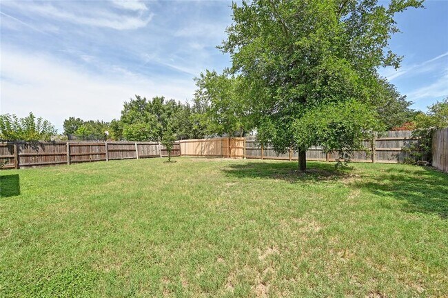 Building Photo - 7521 Marble Crest Dr