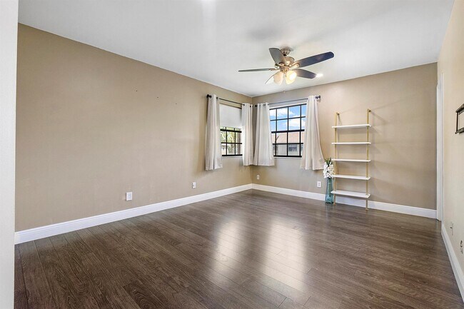 Building Photo - 10723 NW 10th St