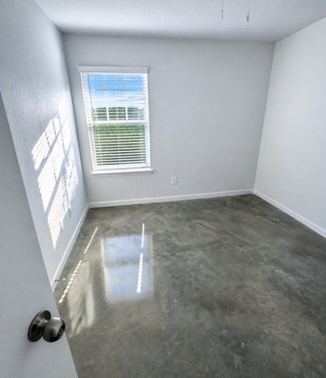 Building Photo - AVAILABLE END OF MAY; APPLY AT OUR WEBSITE TODAY