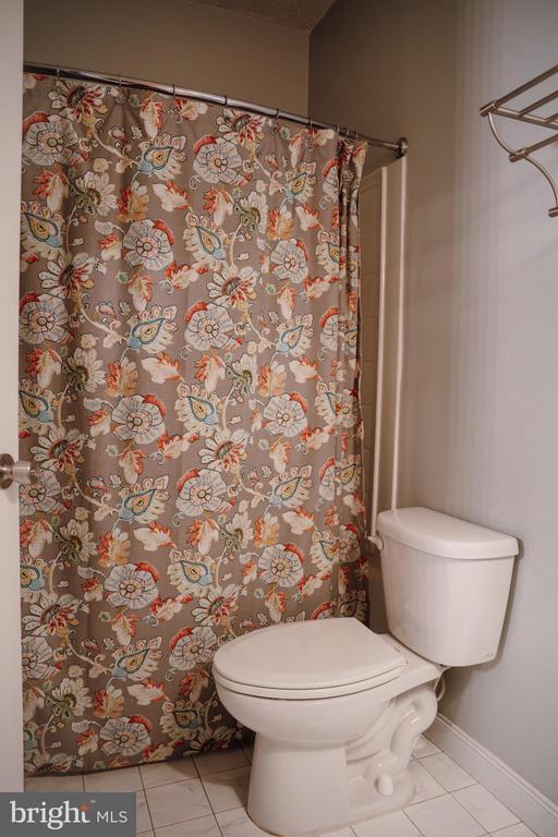 Building Photo - 4408 Helmsford Ln