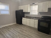 Building Photo - Newly renovated east side 1 BR/1BA