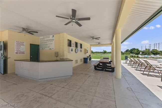 Building Photo - 9450 Ivy Brook Run