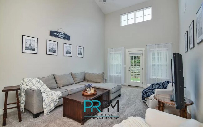 Building Photo - 826 Stonebriar St