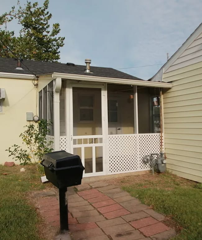 Building Photo - Don't miss out on this beautiful home!