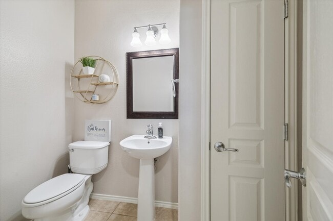 Building Photo - 13815 Lake Livingston Dr