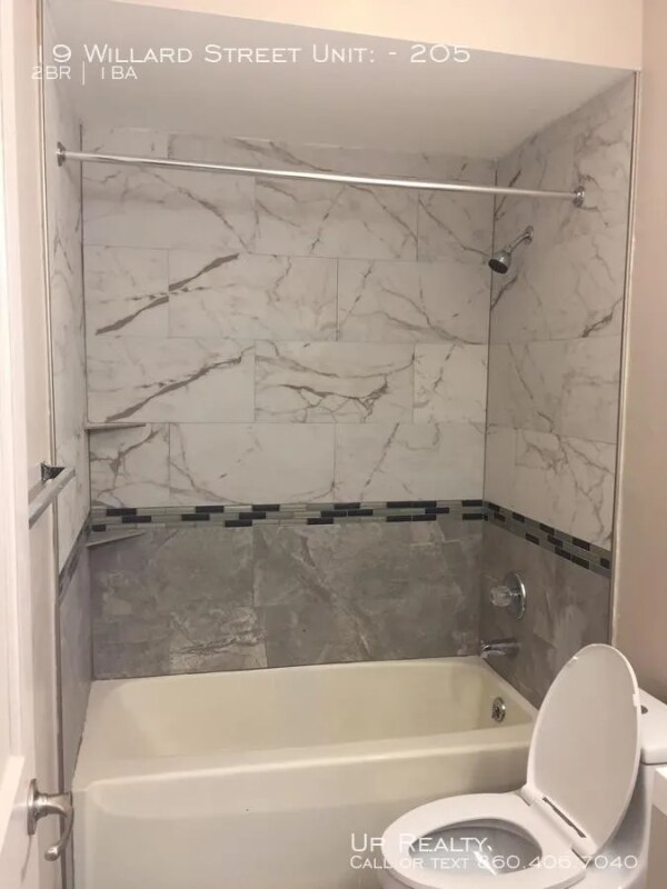 Building Photo - 17-21-21 Willard St