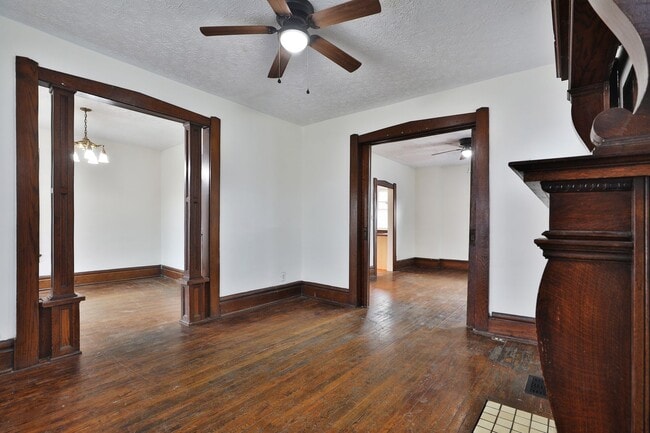 Building Photo - Incredible 6 Bedroom Home OSU Campus – Renovated, Spacious, and Move-In Ready!