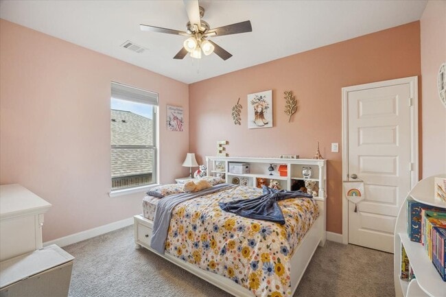 Building Photo - 9823 Magnolia Ests Ln