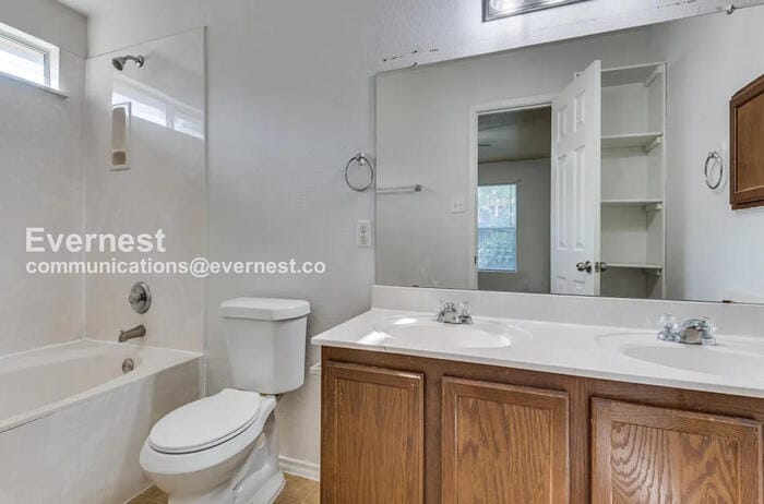 Building Photo - 5636 Liberton Ln