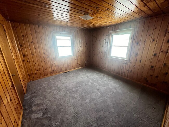 Building Photo - 3355 US-50