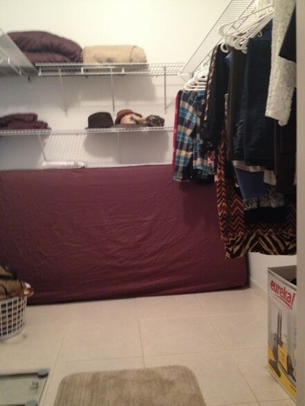 Building Photo - 2108 SE Edler Dr