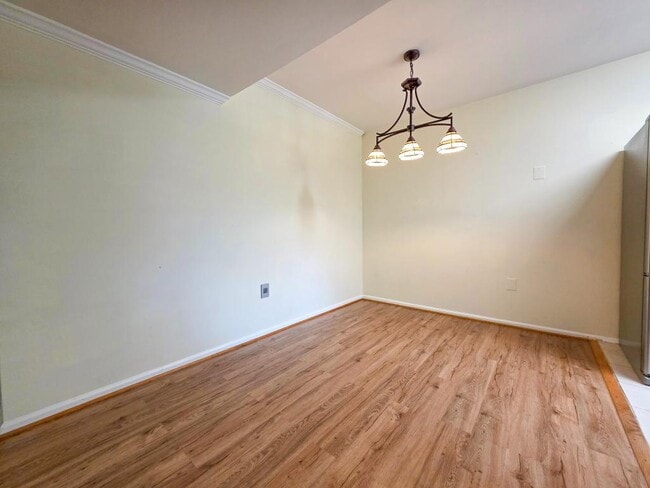 Building Photo - 7758 New Providence Dr