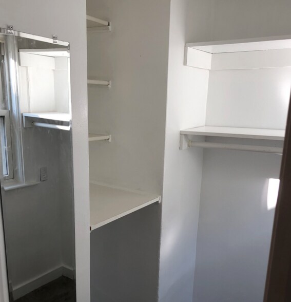 Building Photo - 13 Olcott St