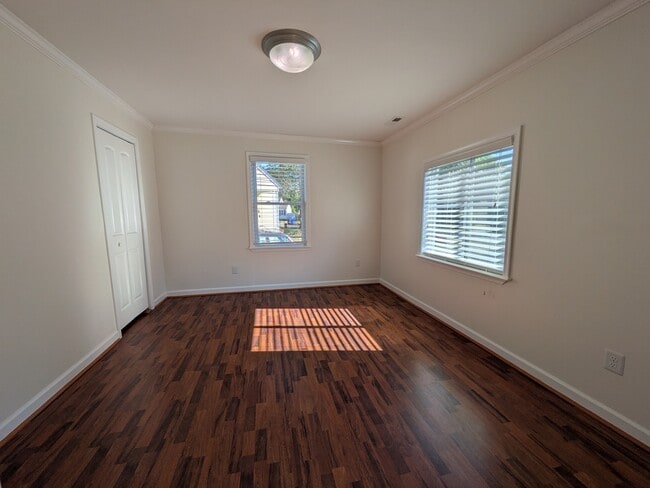 Building Photo - 3477 E Bonner Dr