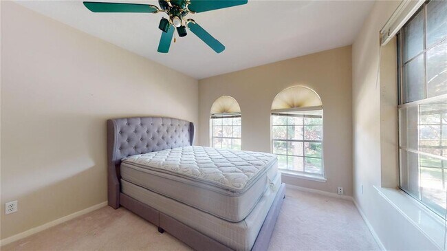 Building Photo - 17319 Jackson Pines Dr