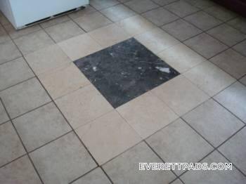 Building Photo - 51 Glendale St