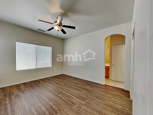 Building Photo - 16523 N 168th Ave