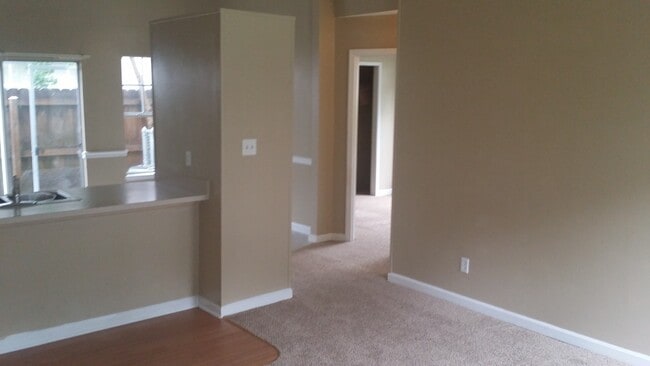 Building Photo - Yorktown Home. Available now.