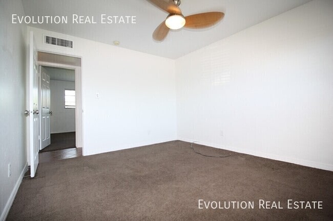 Building Photo - 7448 E Coronado Rd