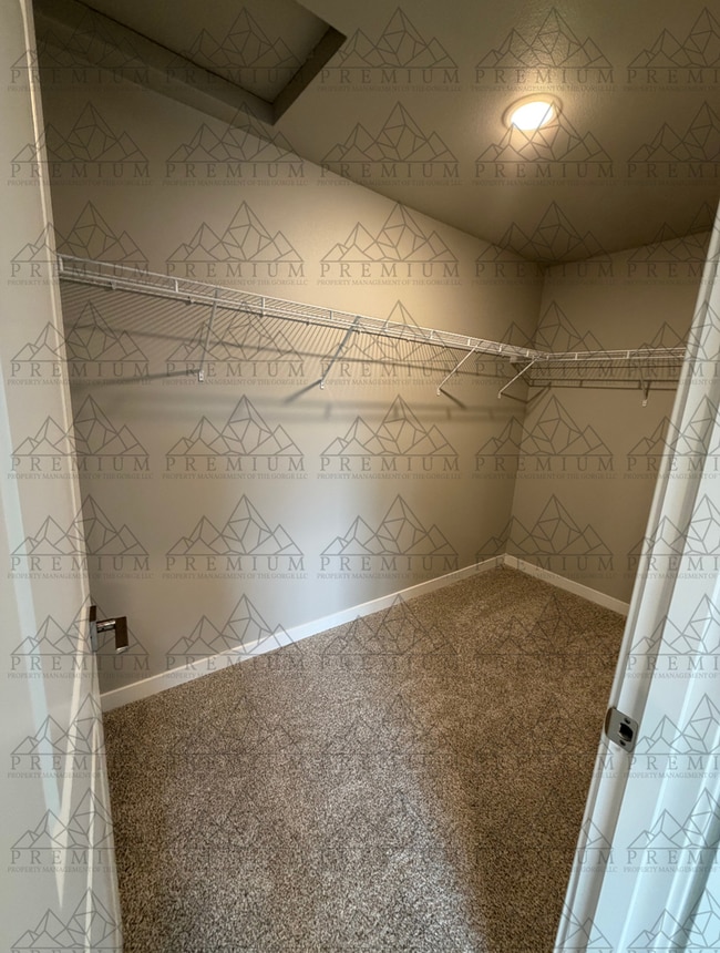 Building Photo - 3 BED 2.5 BATH NEW BUILD!