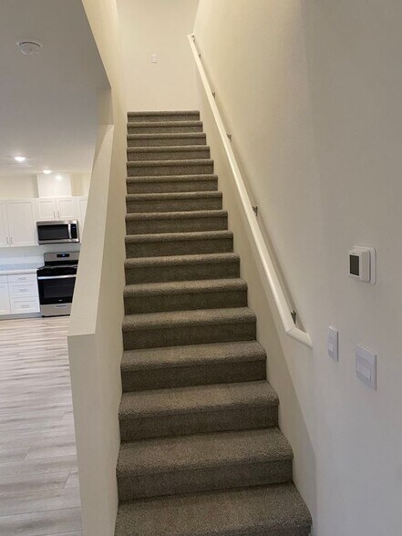 Building Photo - 1112 Buckwheat Wy