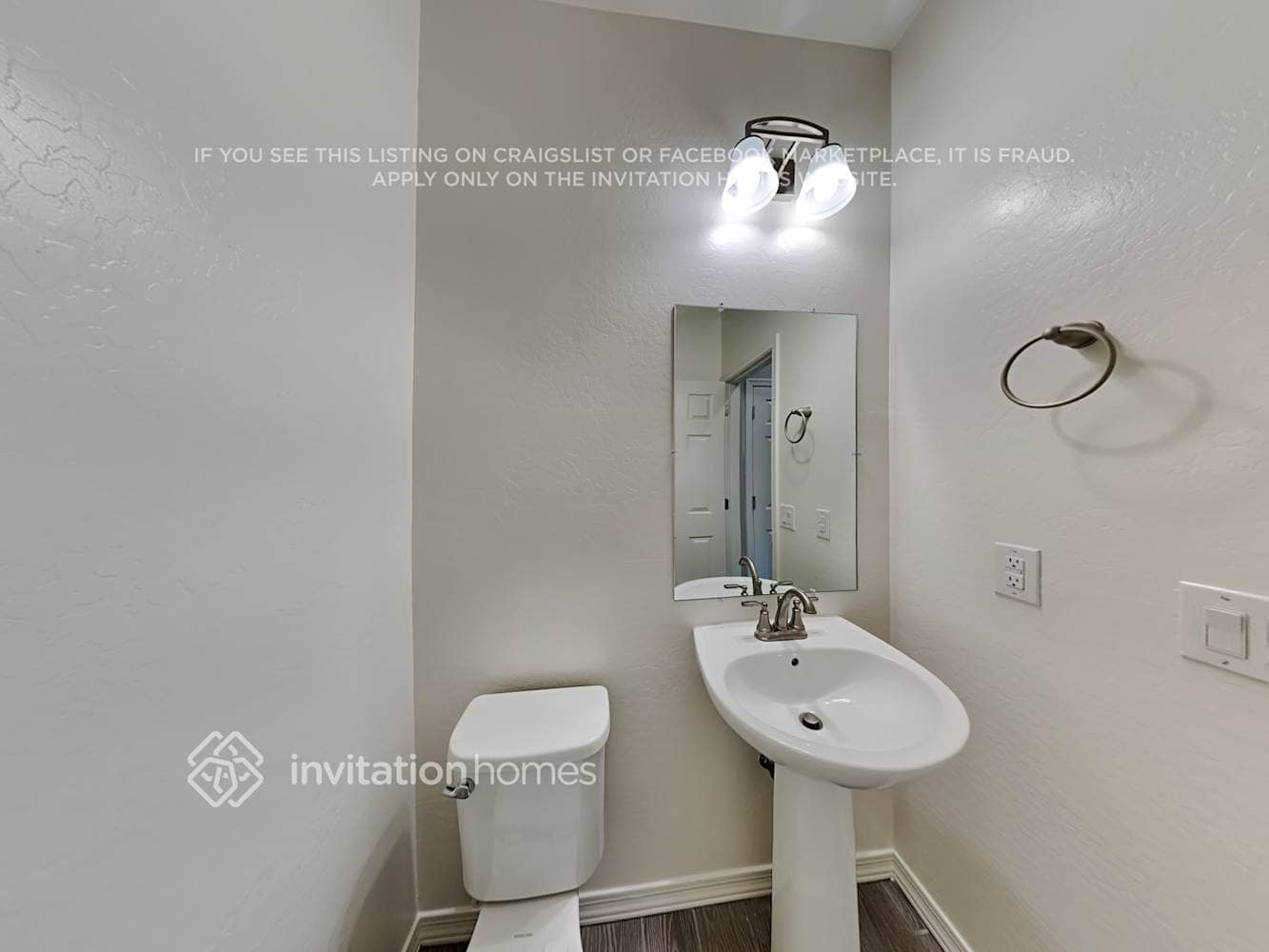 Building Photo - 5735 W Illini St