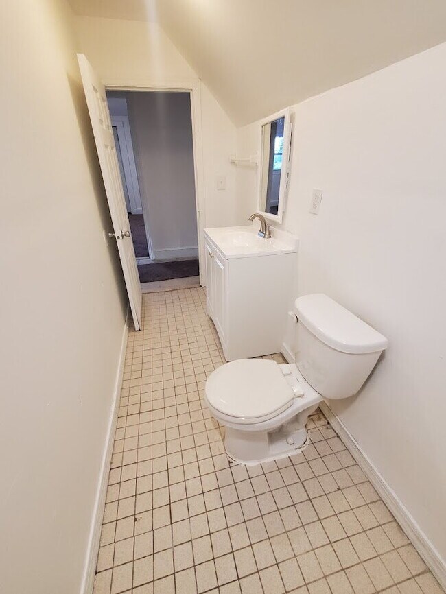 Building Photo - Cozy 2-Bed, 1-Bath Apartment in Westville! Fresh new carpets & freshly painted walls and cabinets...