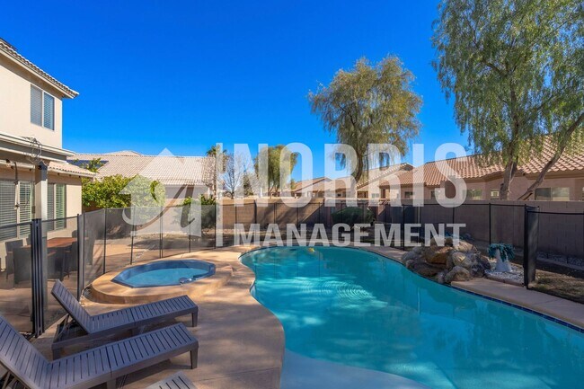 Building Photo - Beautiful Large Furnished Home w/A Pool