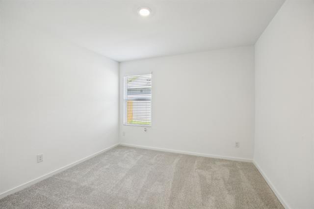 Building Photo - 716 Holleman Dr