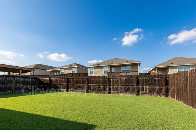 Building Photo - 2815 Rosefinch