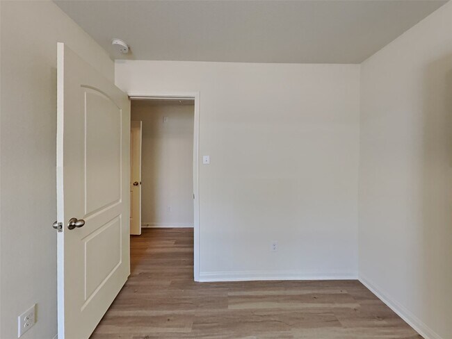 Building Photo - 21115 Baltic Rain Dr