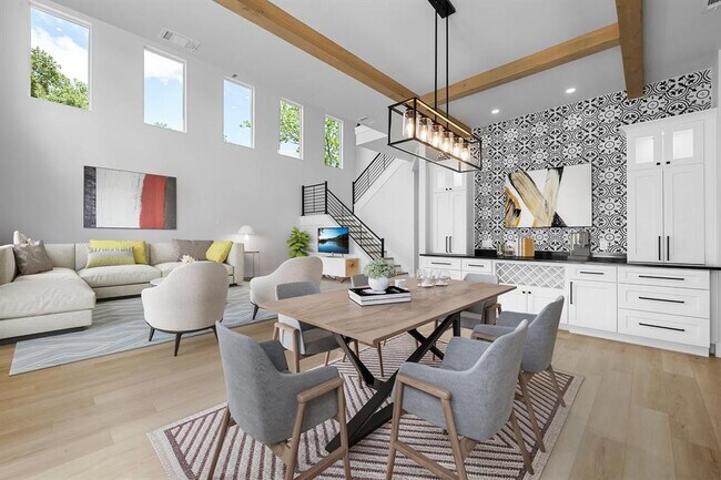 Building Photo - 14804 Arrowhead Dr