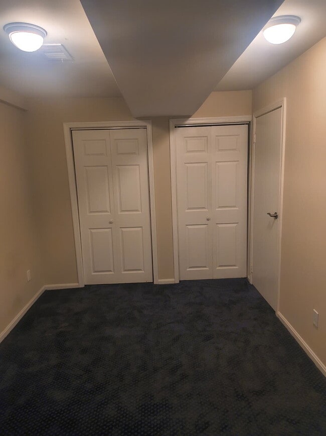 Building Photo - For Rent – Basement ONLY Apartment - ALL UTILIES INCLUDED